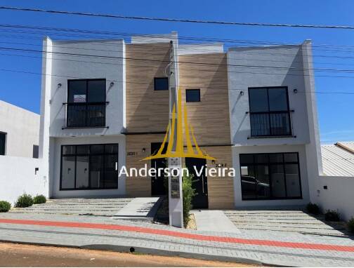 Casa à venda com 3 quartos, 124m² - Foto 2
