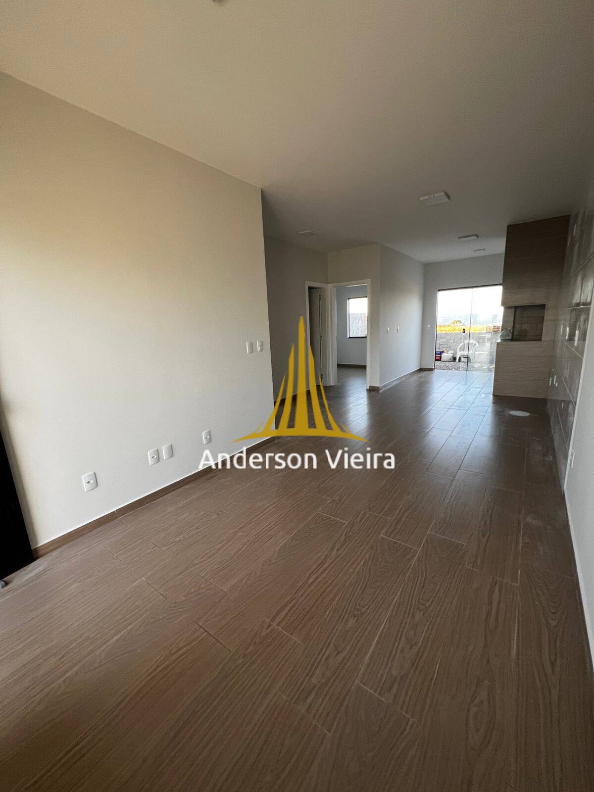 Casa à venda com 2 quartos, 62m² - Foto 4